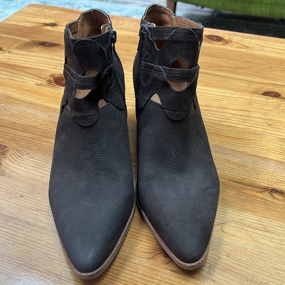 Lucky Brand Women’s Rita Strappy Buckle Wedge Sandals chocolate brown Size 8.5 - Picture 4 of 11